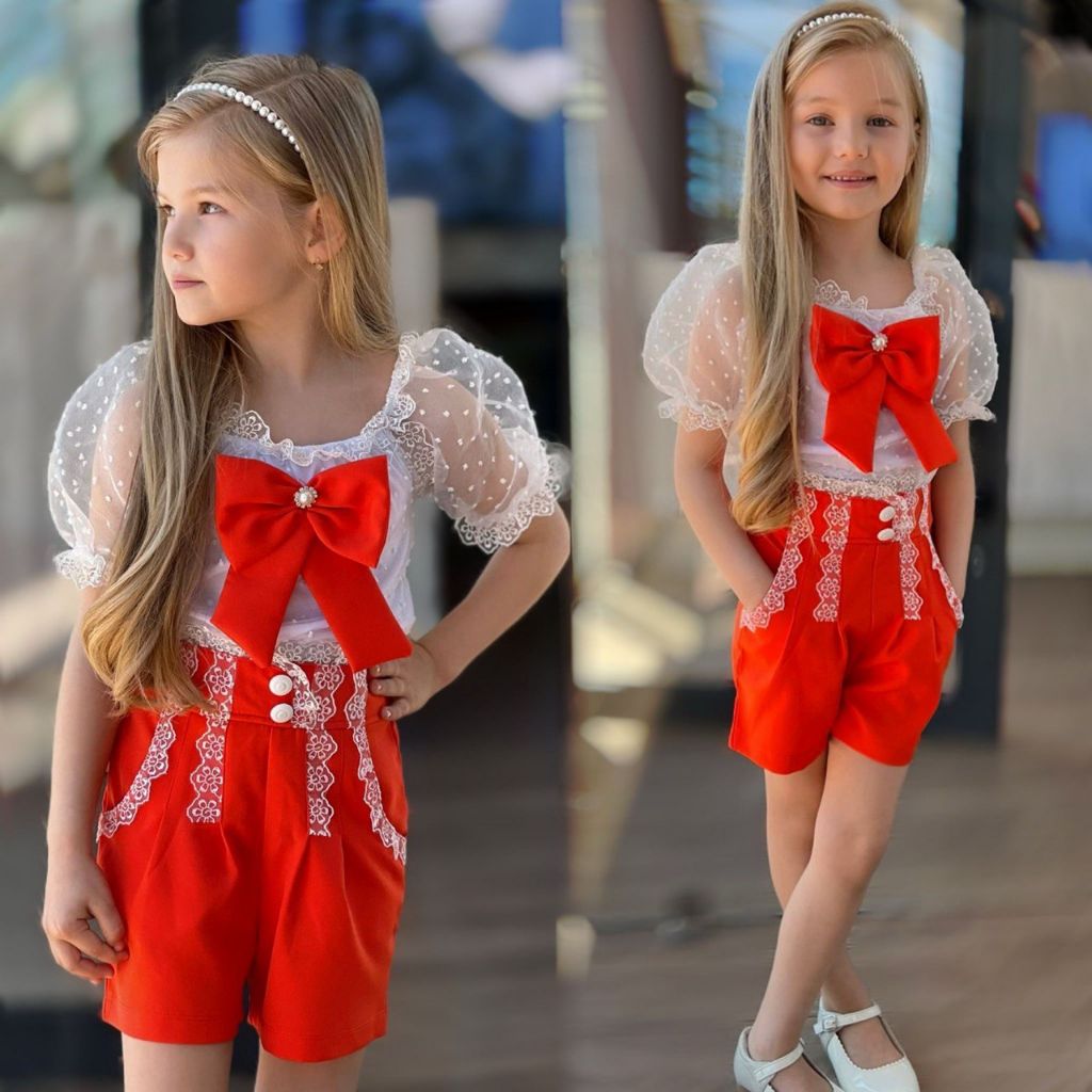 Set Fetite cu Pantaloni Scurti Sara