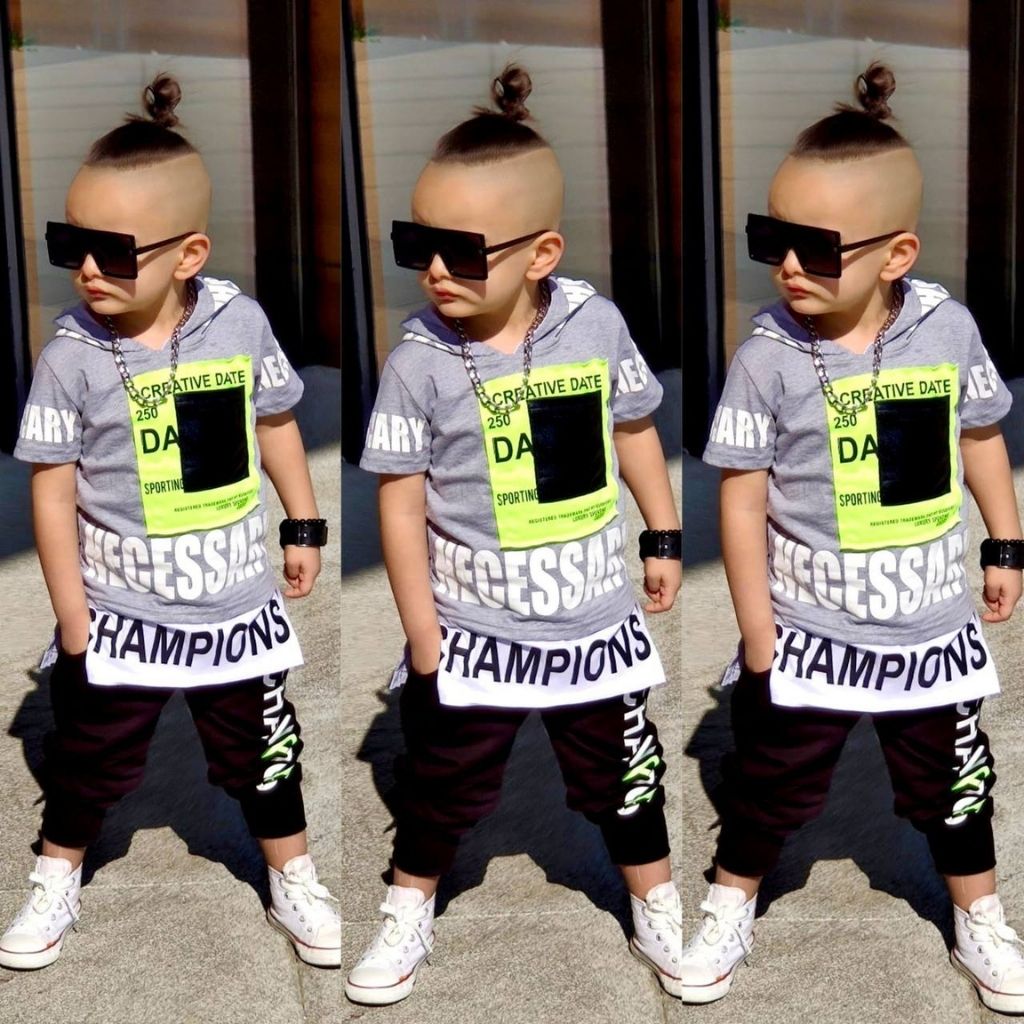 Set Baieti Champions