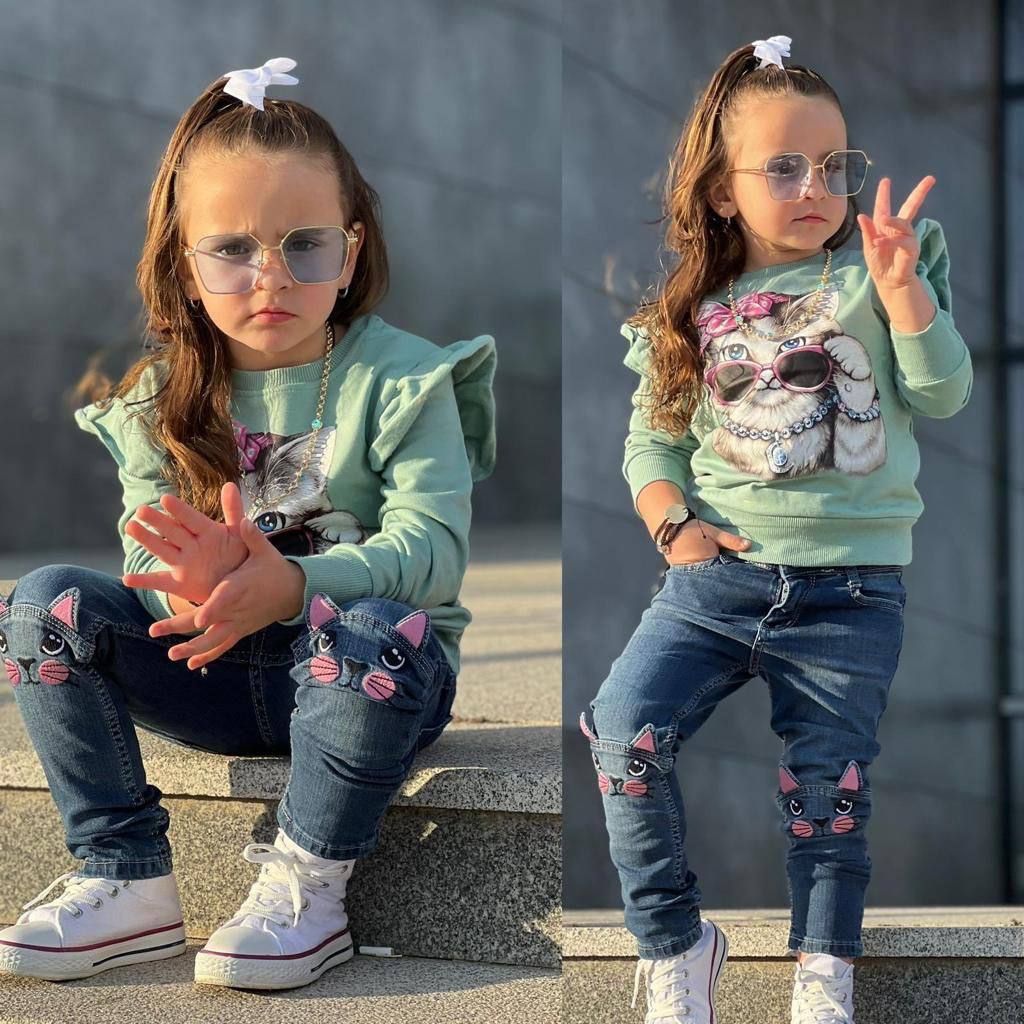 Set Blugi cu Tricou cu Maneca Lunga cu Pisicuta Medeea
