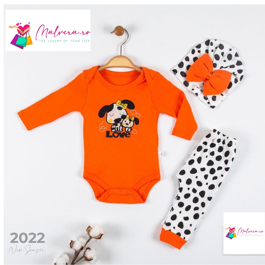 Set Body Pantaloni si Caciulita Love Dalma