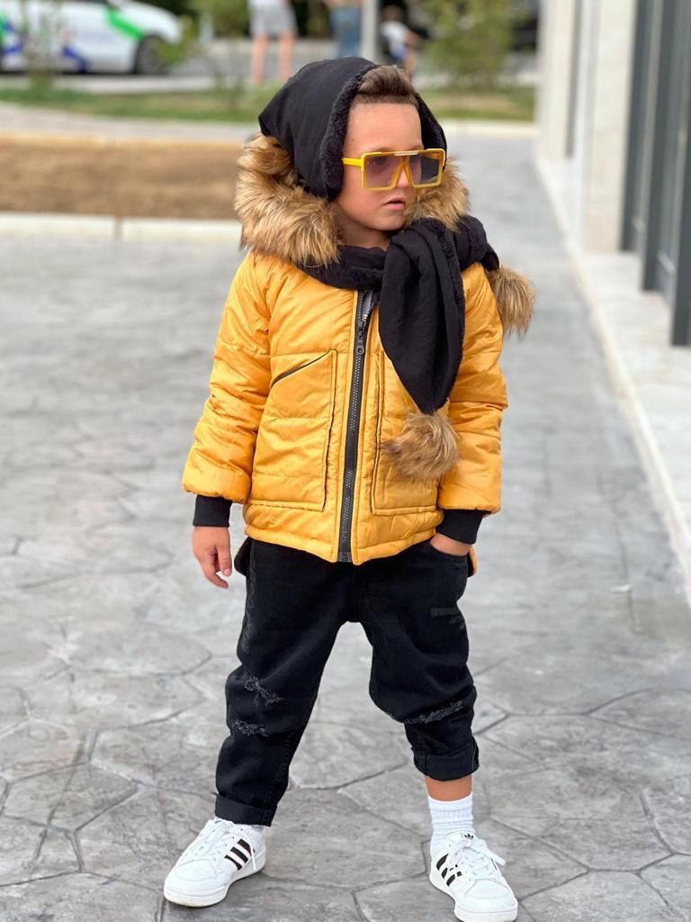 Set Geaca Galbena de Iarna cu Fular si Caciula