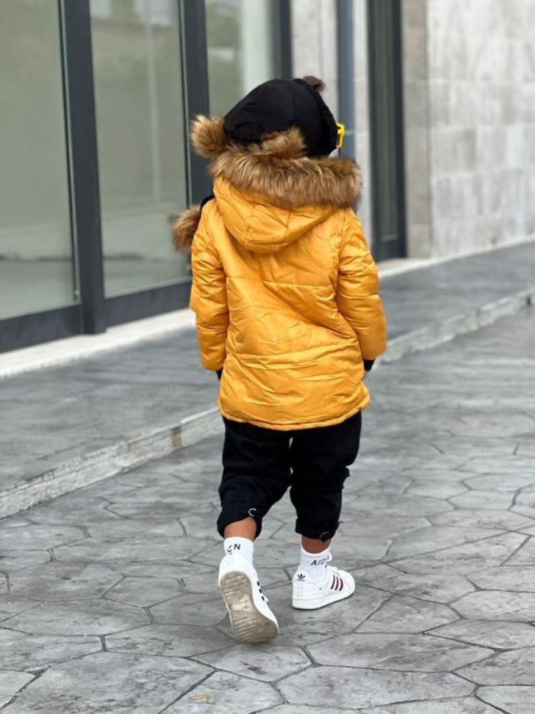 Set Geaca Galbena de Iarna cu Fular si Caciula