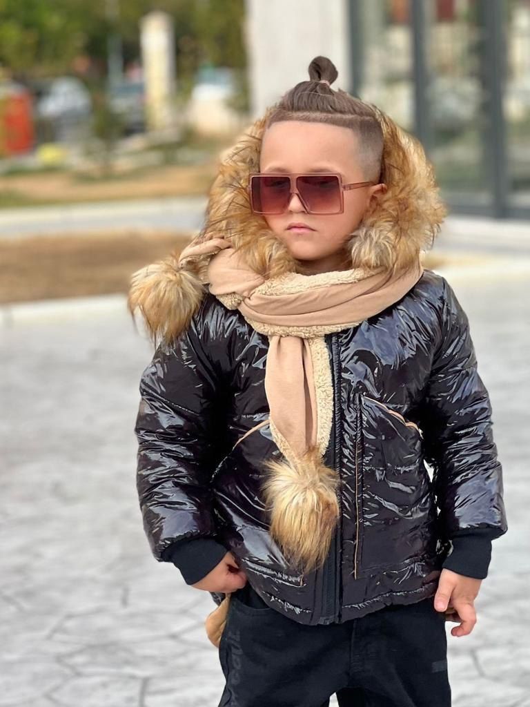 Set Geaca Neagra de Iarna cu Fular si Caciula